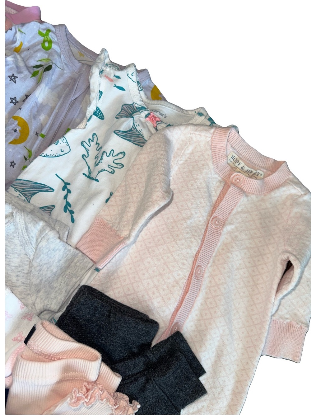 16 Pc Bundle Assorted Baby Clothes PJs One Piece Zippies Bloomers Bamboo 0-3M - Picture 5 of 6